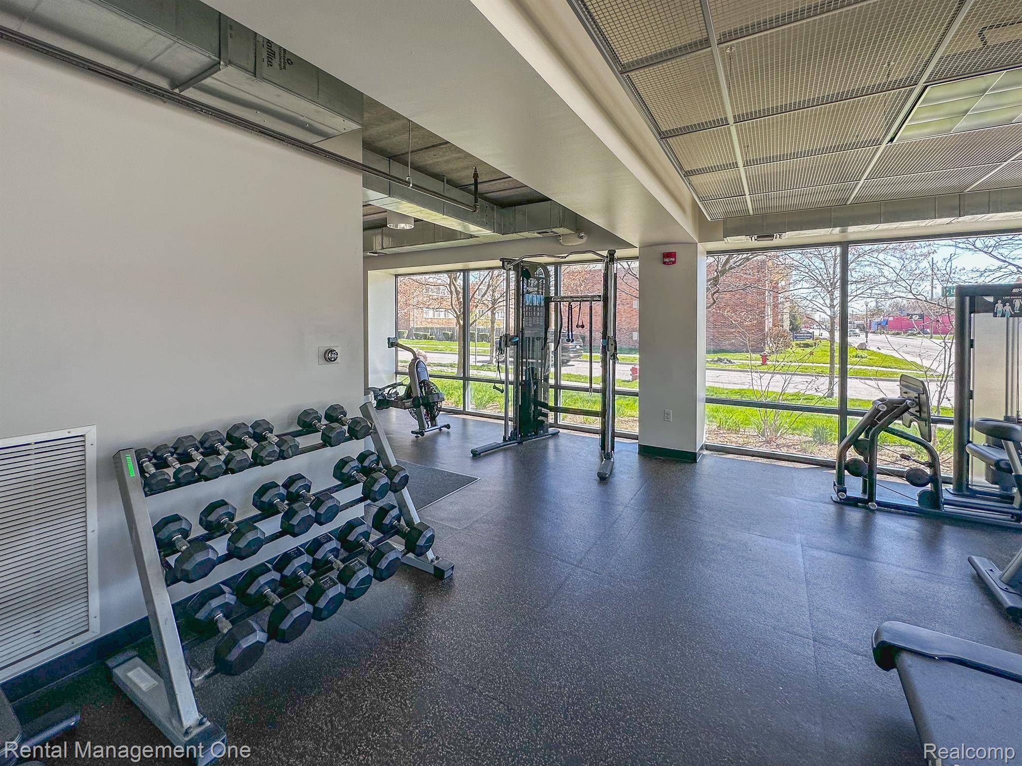 Royal Oak, MI 48067,101 Curry Avenue Unit 330