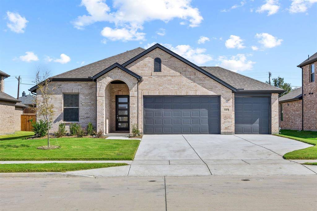 Van Alstyne, TX 75495,1417 Red Clover Avenue