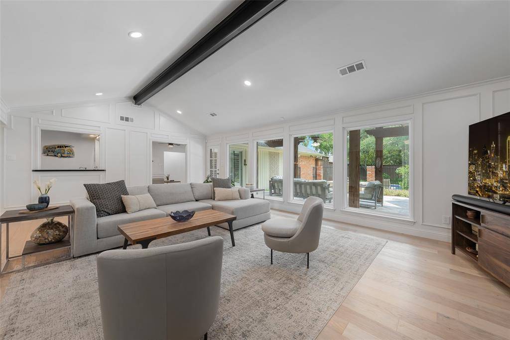 Dallas, TX 75248,6606 Regalbluff Drive