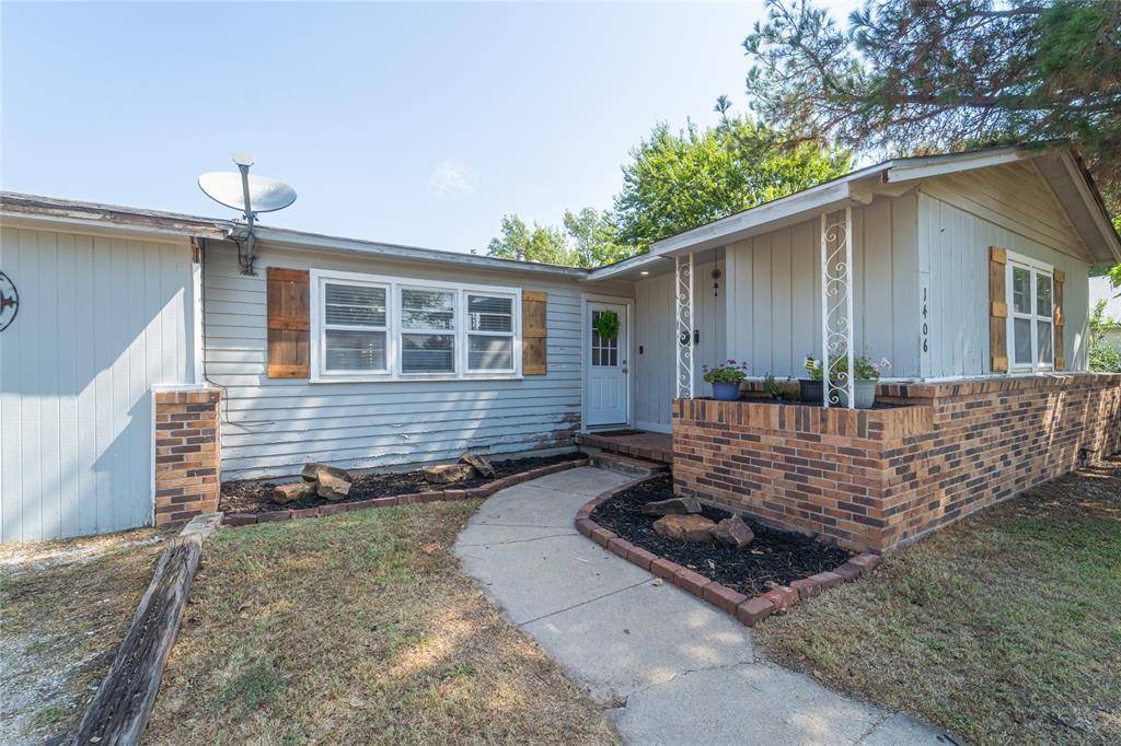 Cisco, TX 76437,1406 Bliss Street