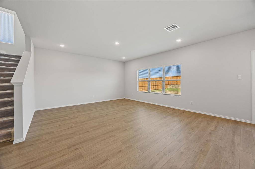 Van Alstyne, TX 75495,528 Stone Hollow Drive