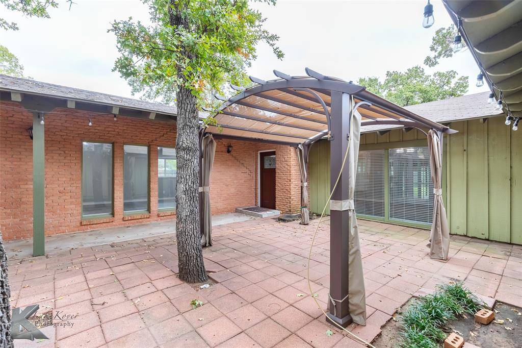 Clyde, TX 79510,2509 Castle Drive