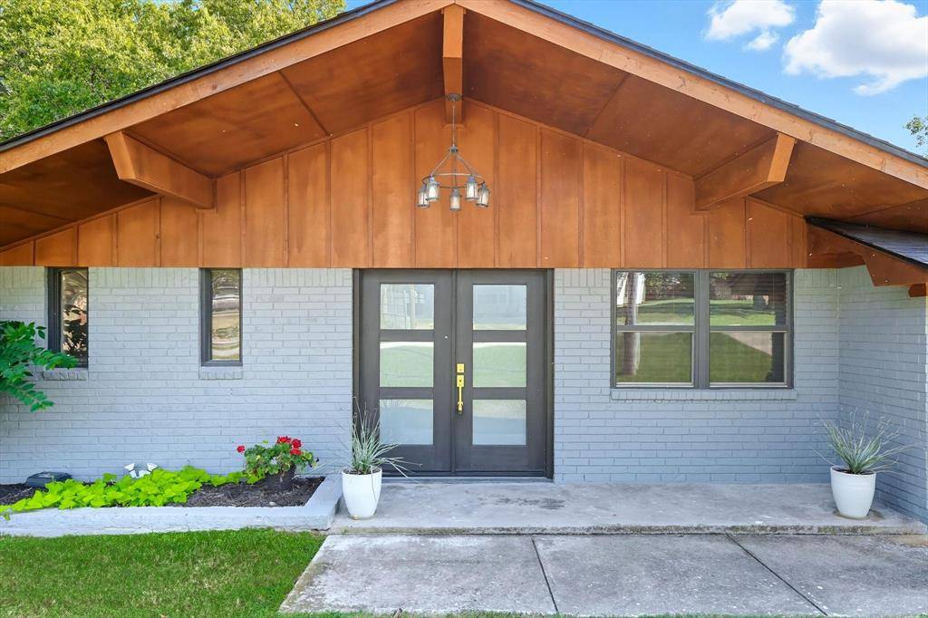 Gainesville, TX 76240,80 Bayside Circle