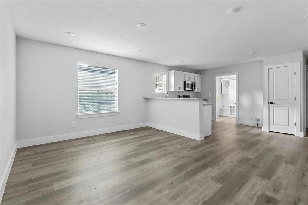 Bonham, TX 75418,408 W 6th Street #2