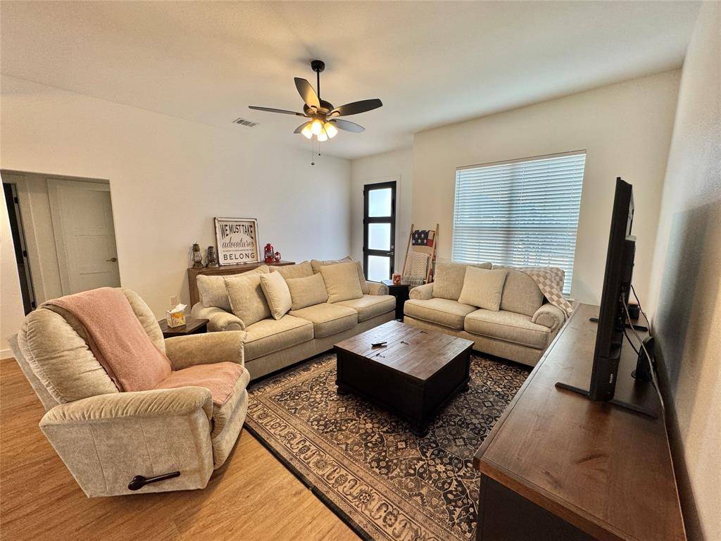 Callisburg, TX 76240,416 Austin Street