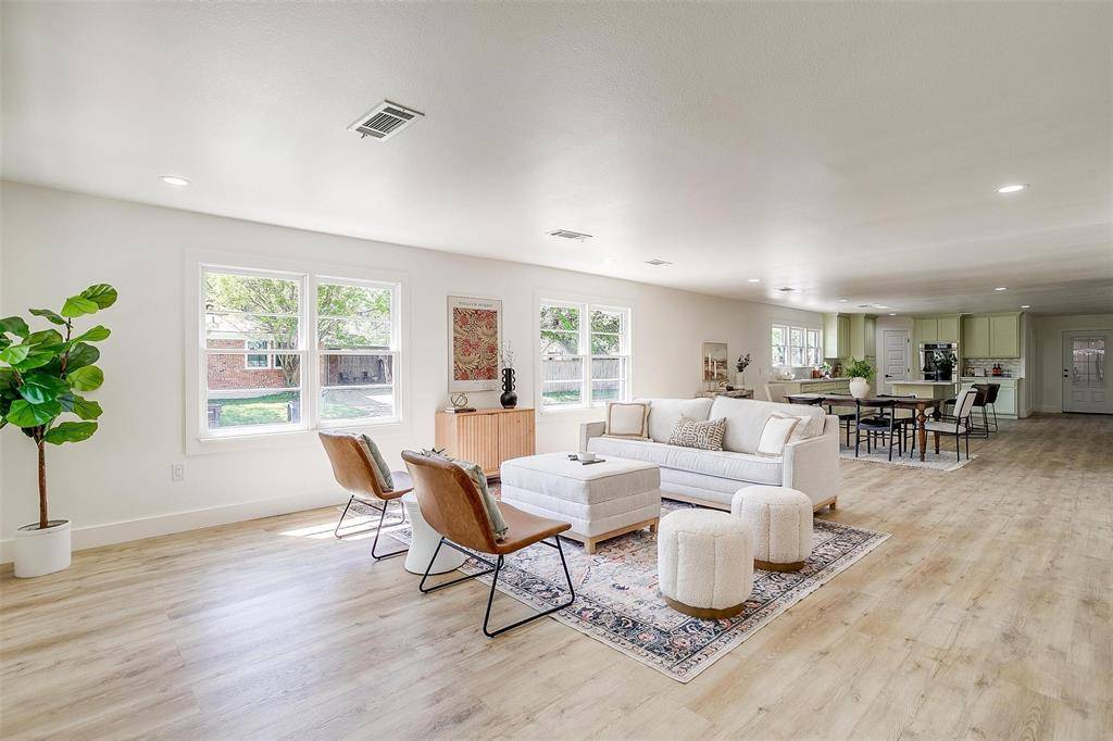 Fort Worth, TX 76114,5440 Fursman Avenue