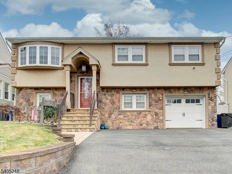 Kenilworth Boro, NJ 07033,64 Arthur Ter