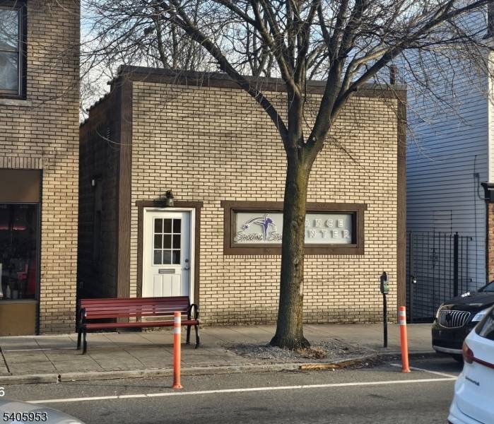 Bloomfield Twp., NJ 07003,403 Broad St