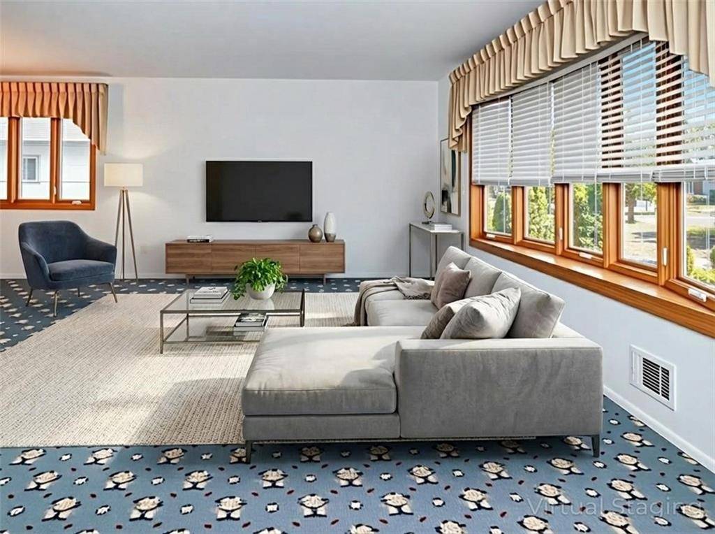 Staten  Island, NY 10312,489 Oakdale ST