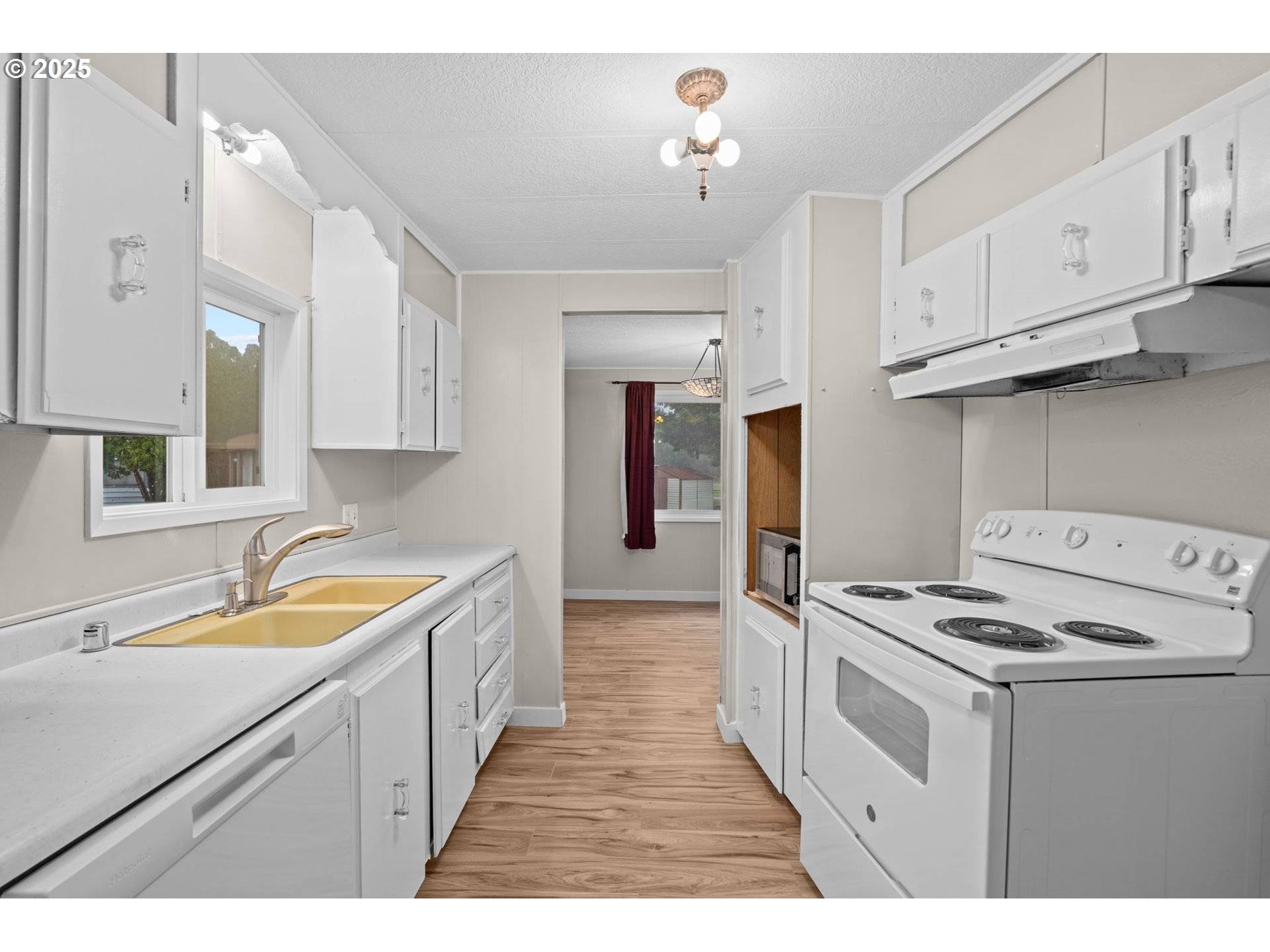 Seaside, OR 97138,2657 N HWY 101 #6