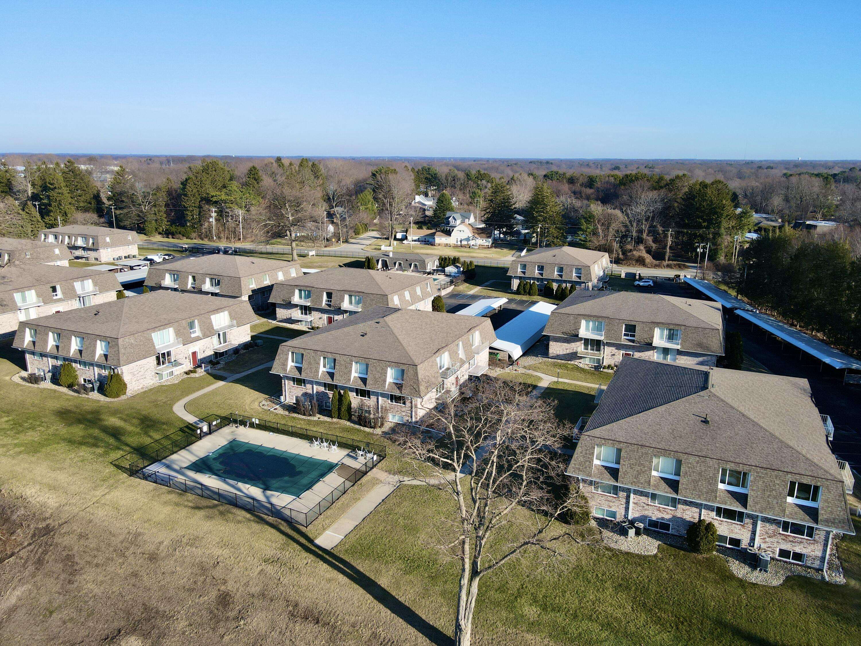 St. Joseph, MI 49085,3626 Lakeshore Dr K9 #9