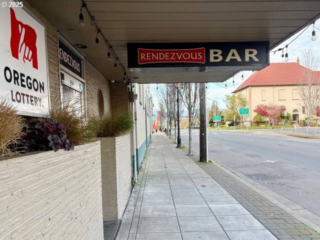 Tillamook, OR 97141,214 Pacific AVE