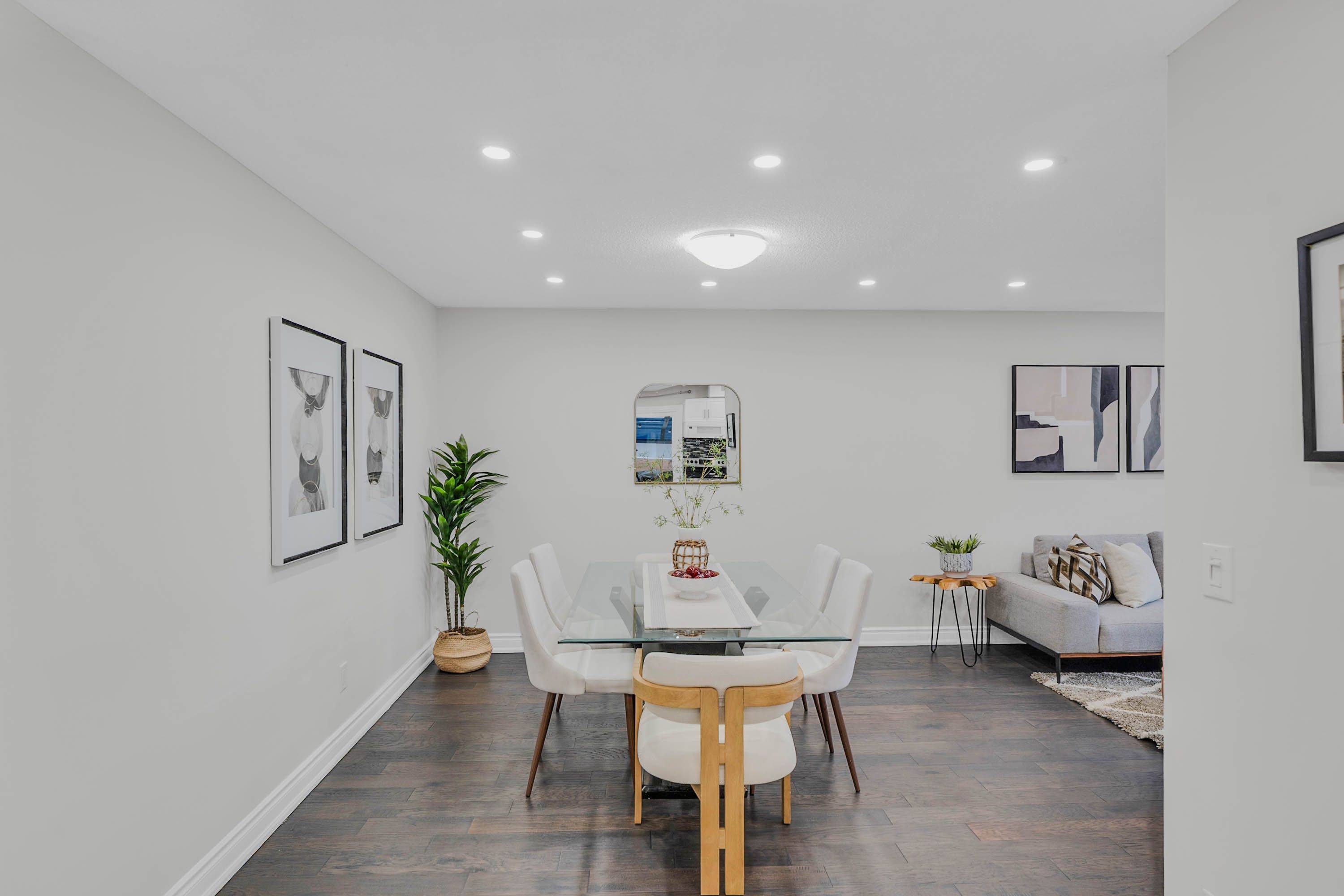 Oshawa, ON L1H 7S6,583 Annandale ST