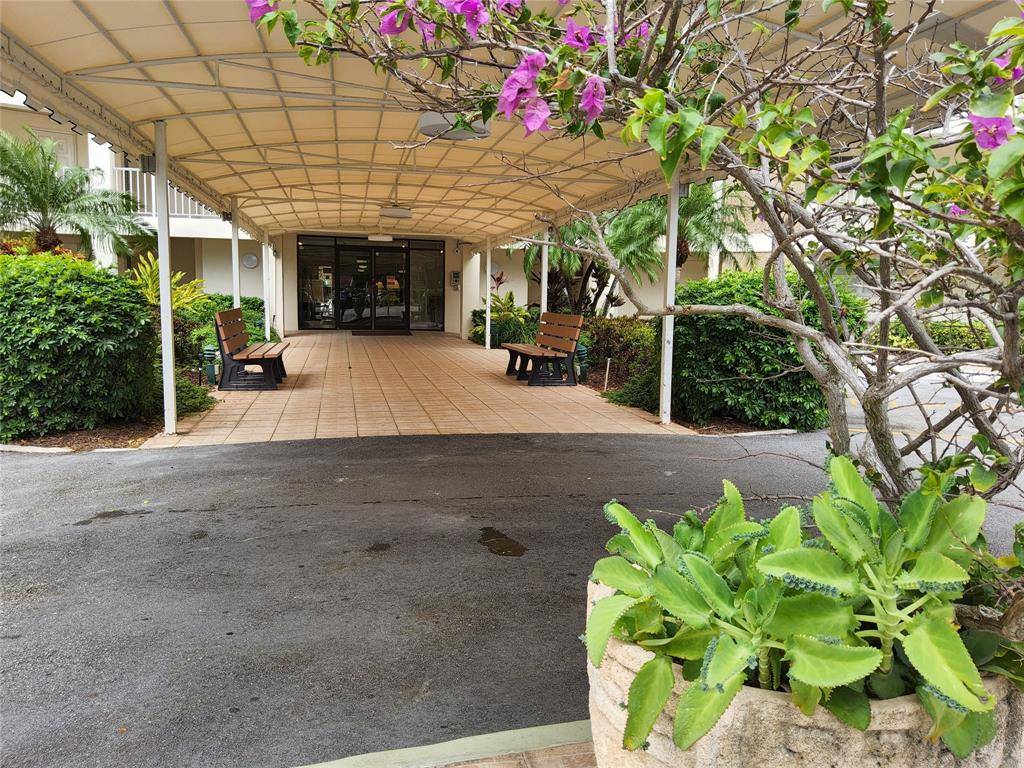 Pompano Beach, FL 33069,3090 N Course Dr #510