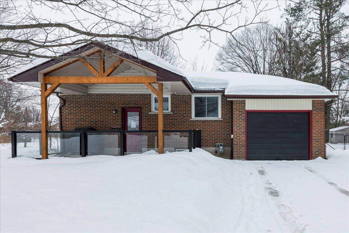 Orillia, ON L3V 5M5,267 Lawrence AVE