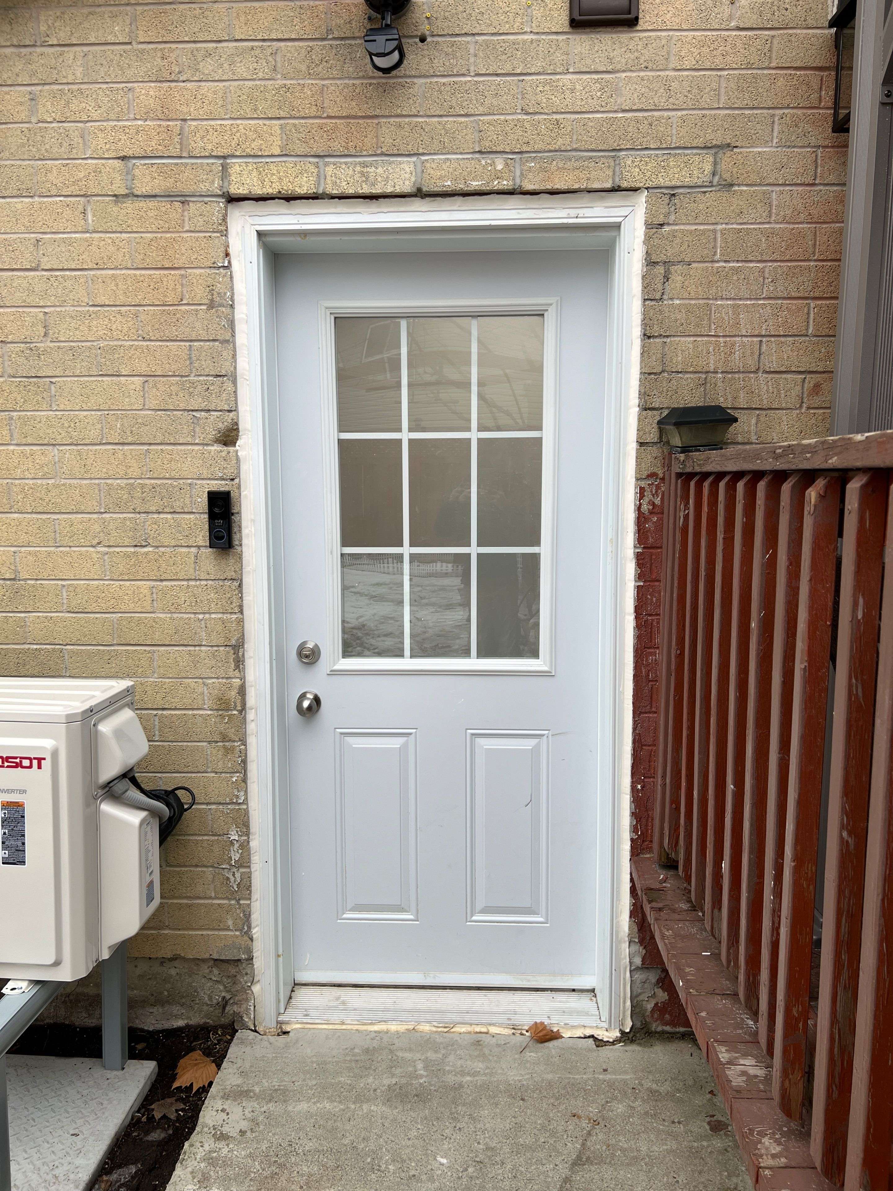 Brampton, ON L6S 2K4,15 Golden Gate DR