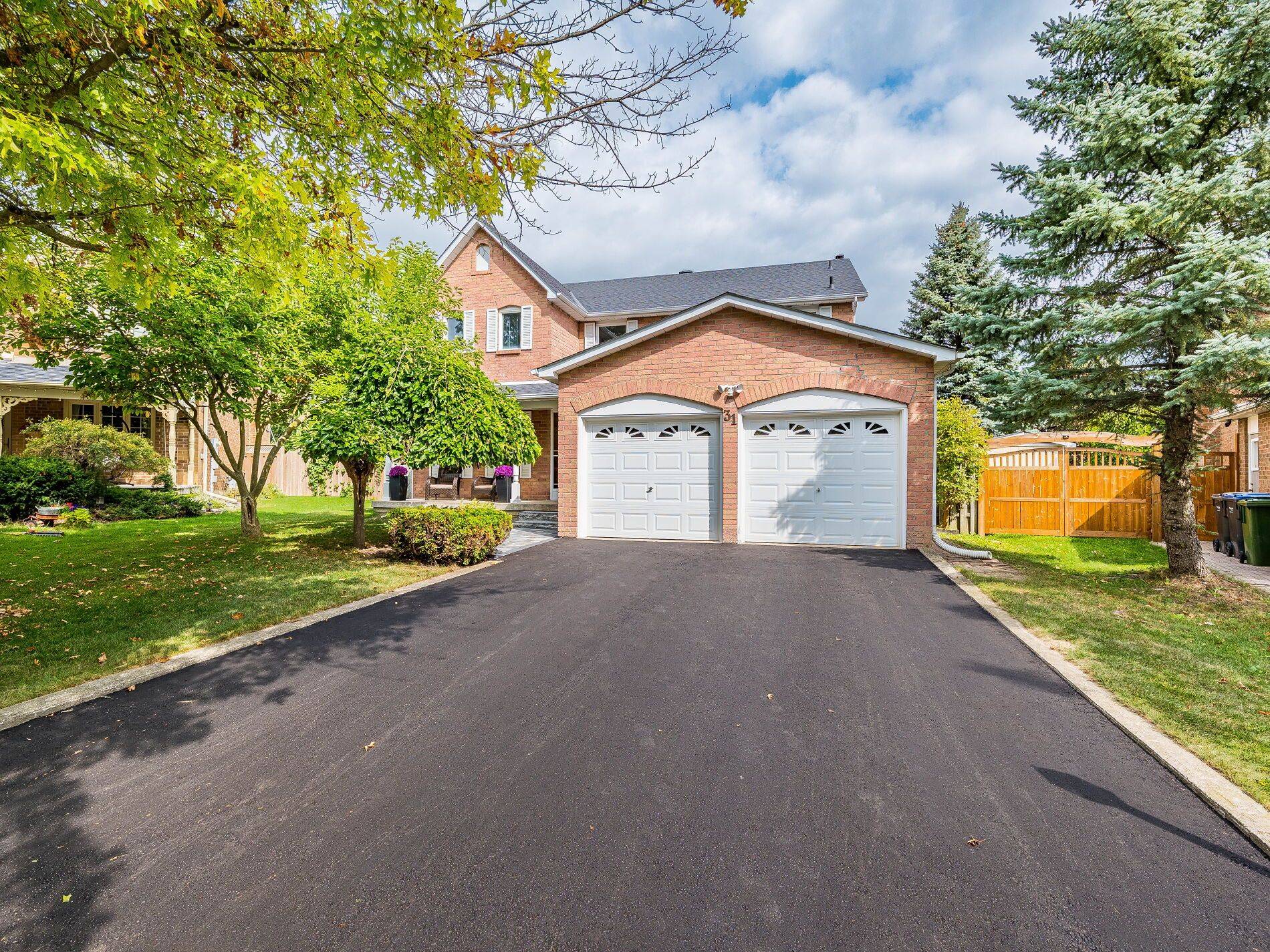 Caledon, ON L7E 5X1,31 Mccabe CRES