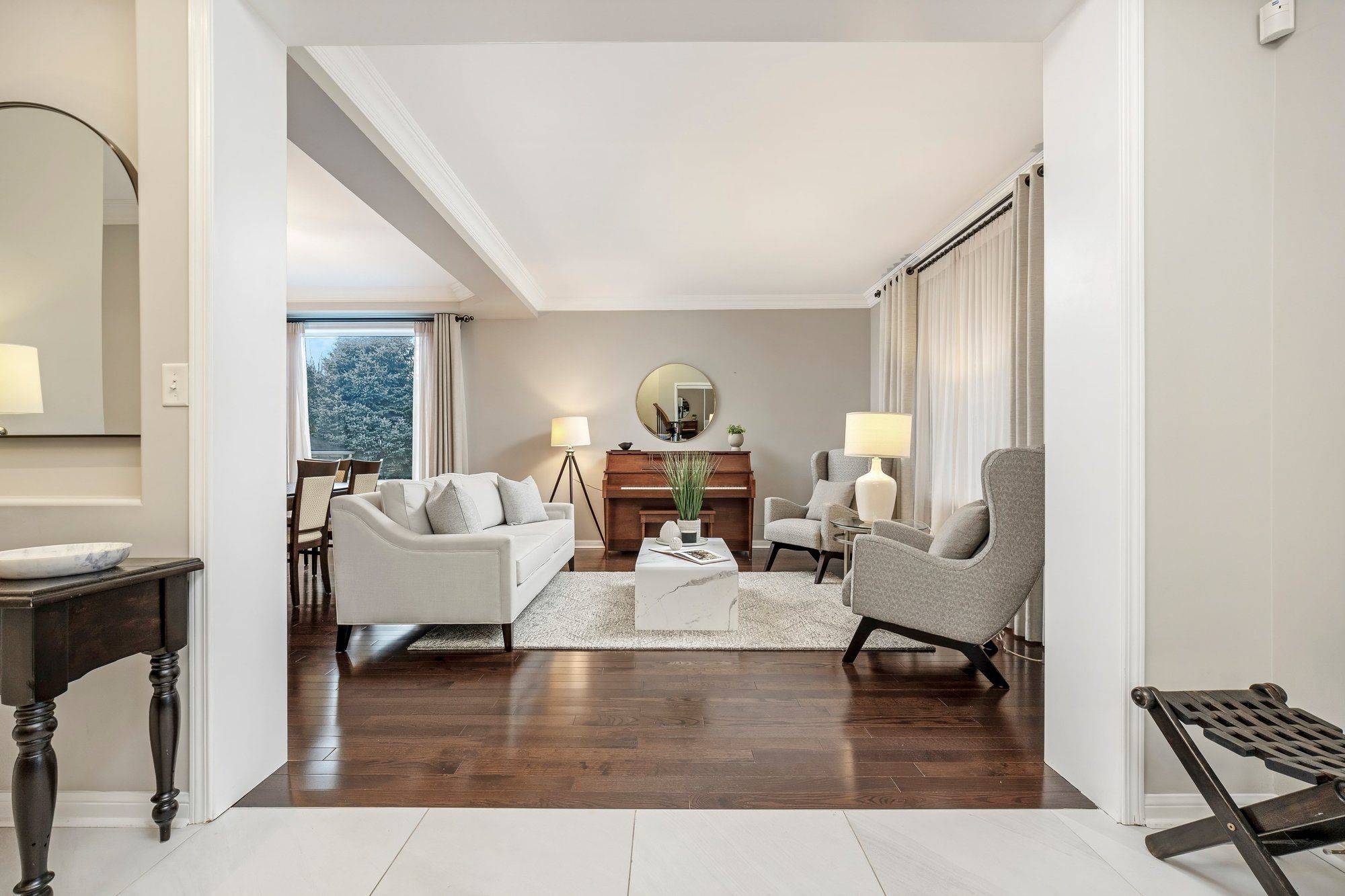 Milton, ON L9T 5Z2,1560 Earl CRES