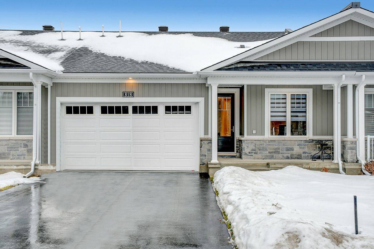 Manotick - Kars - Rideau Twp And Area, ON K4M 0X1,818 Companion CRES