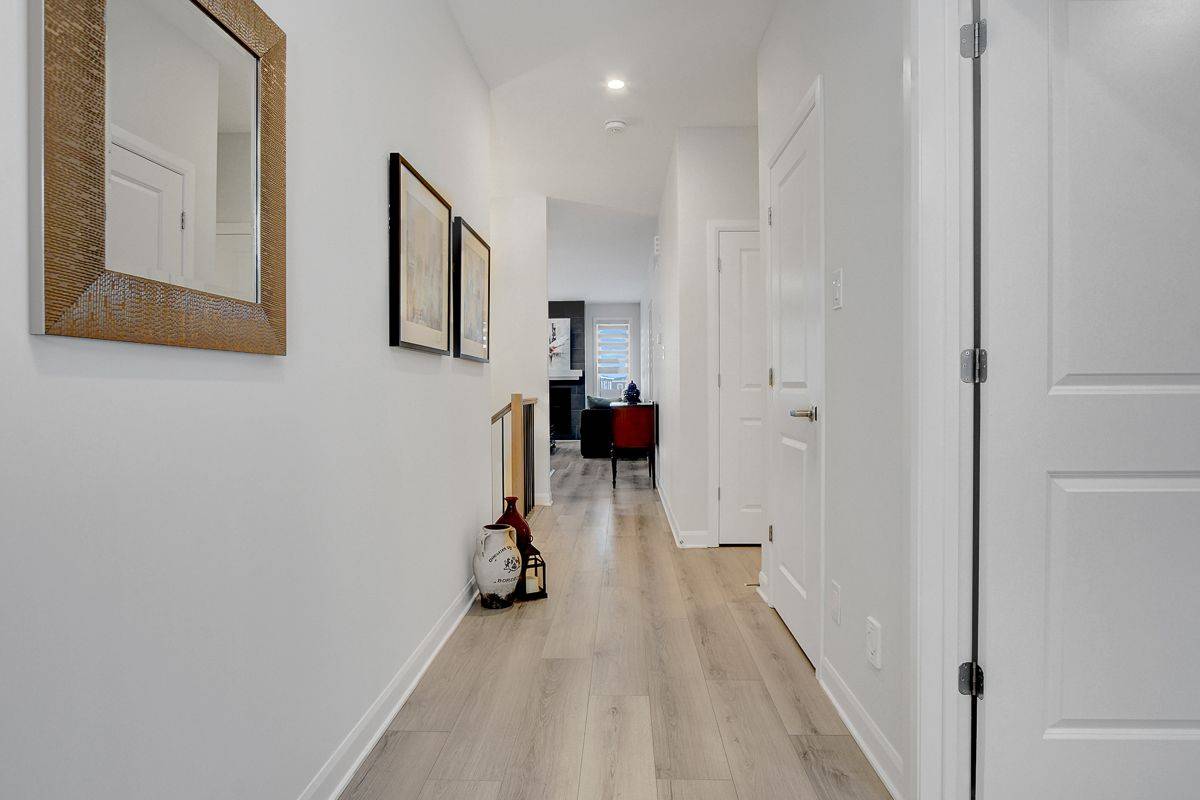 Manotick - Kars - Rideau Twp And Area, ON K4M 0X1,818 Companion CRES