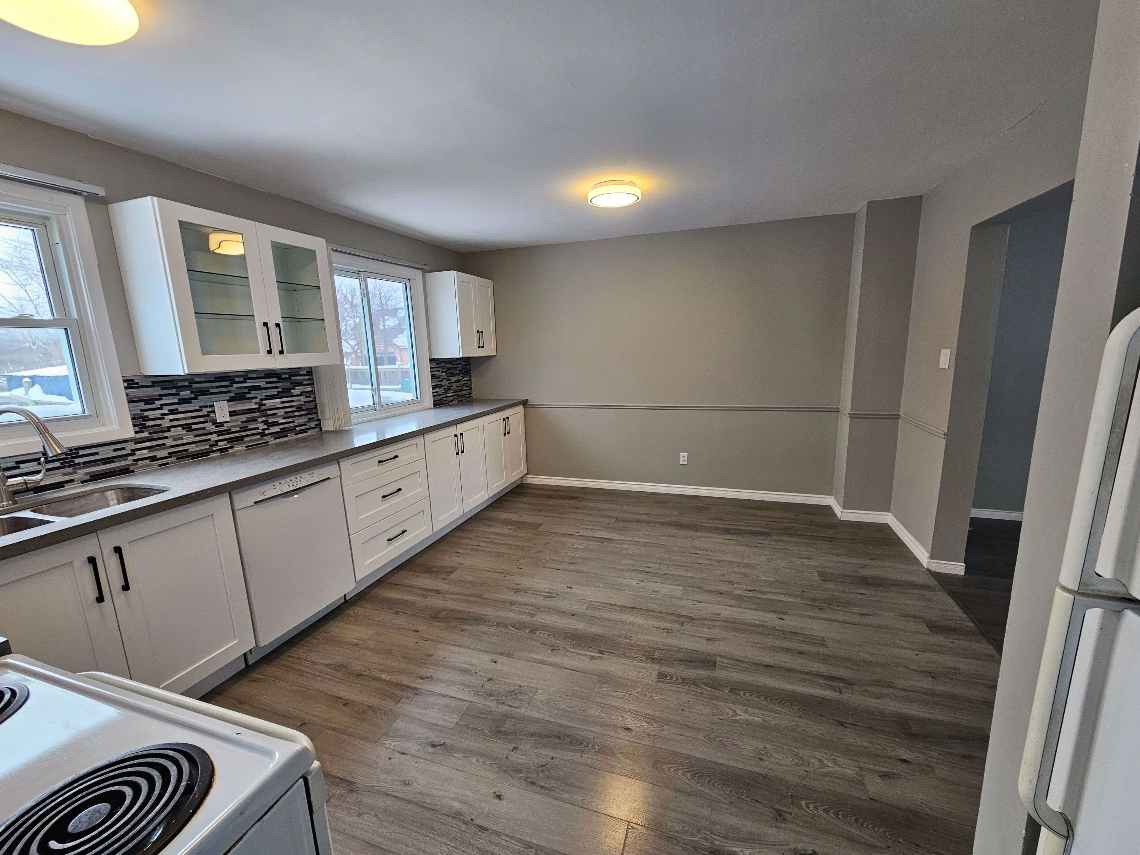 London North, ON N6G 3M2,1004 Lawson RD