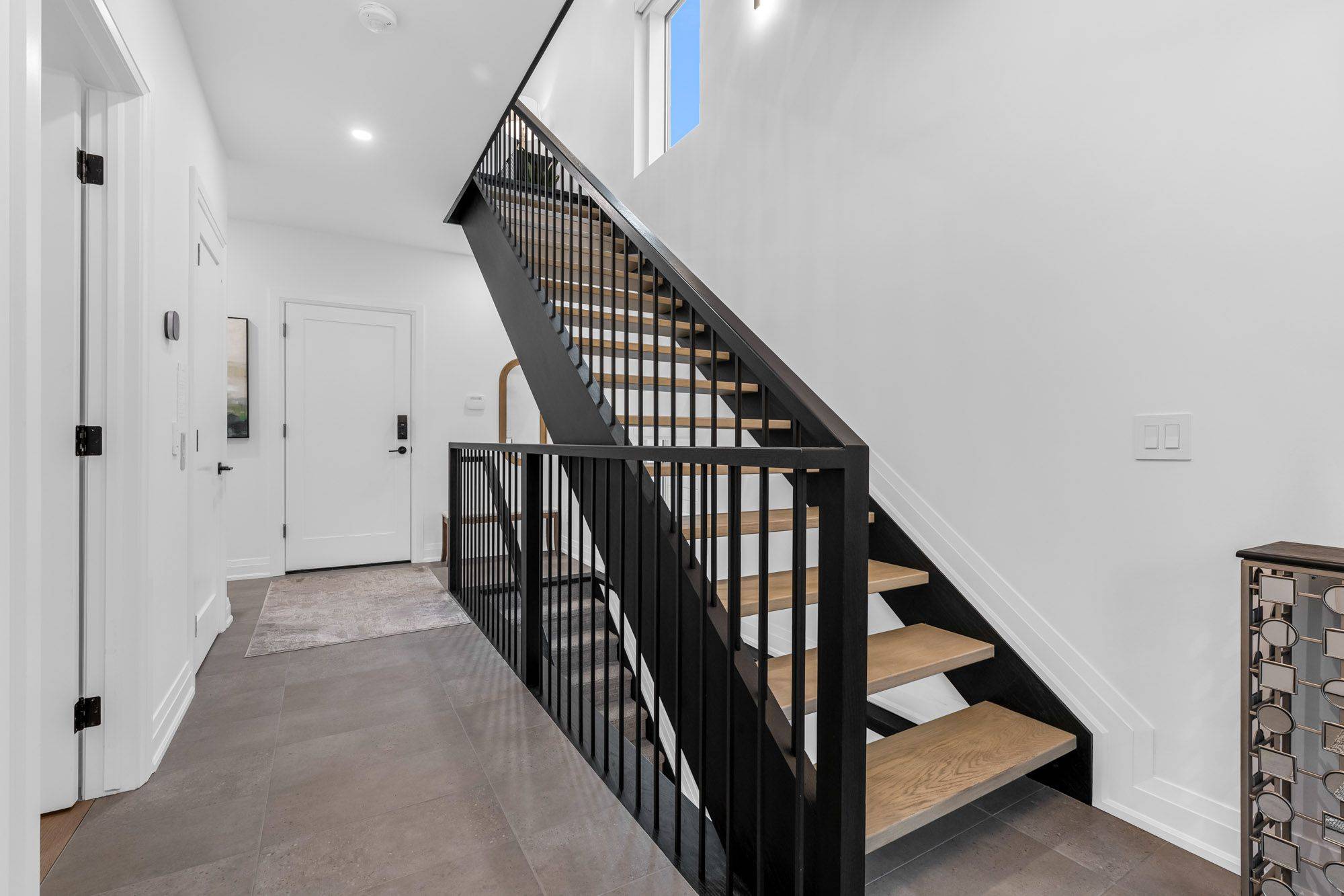 Pelham, ON L3E 0B3,88 Moody ST