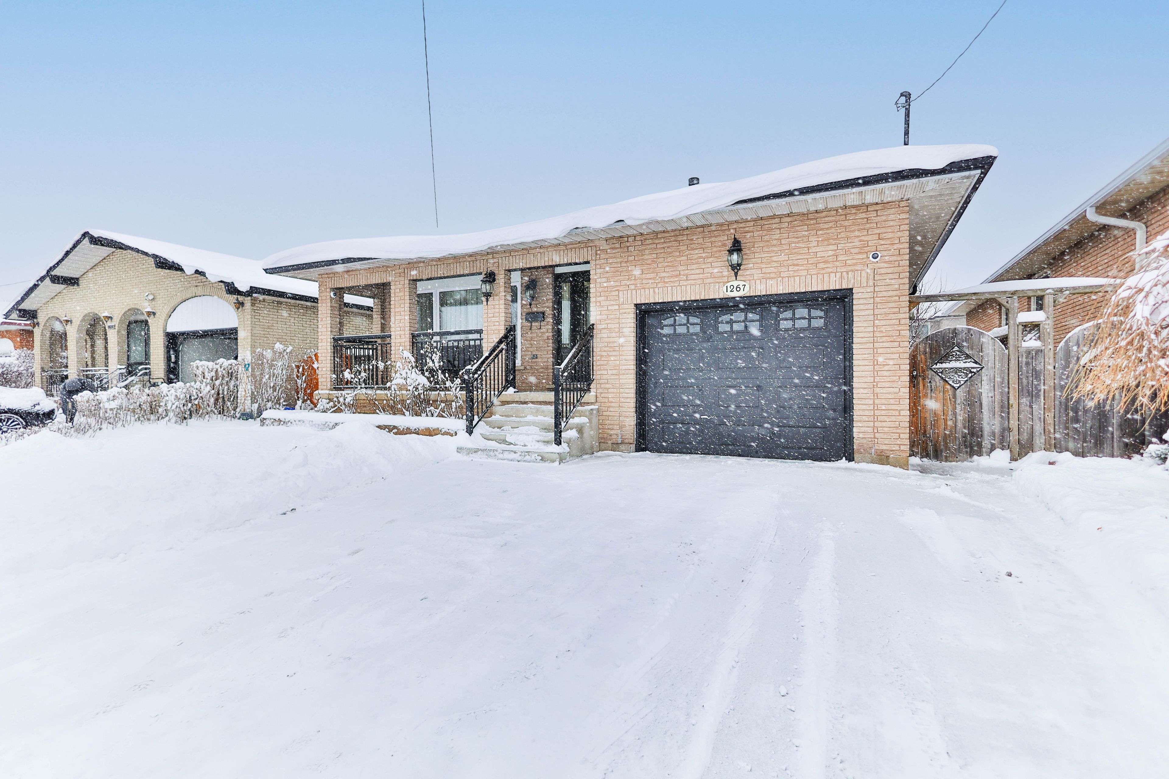 Hamilton, ON L8W 1Y1,1267 LIMERIDGE RD E