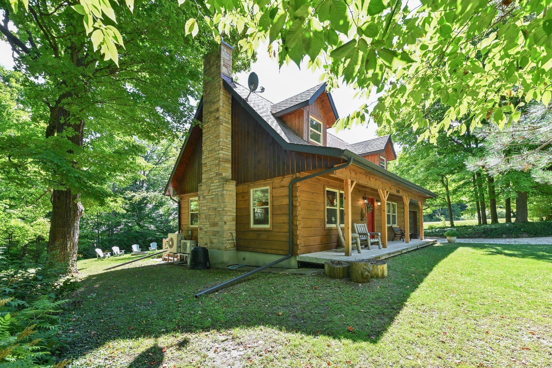 Mulmur, ON L9V 3H5,1 Mountainview RD