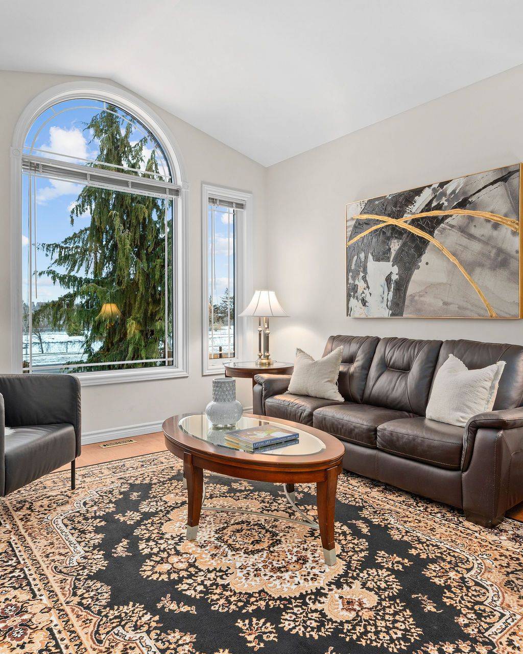 Belleville, ON K8N 4Z5,52 Simcoe DR