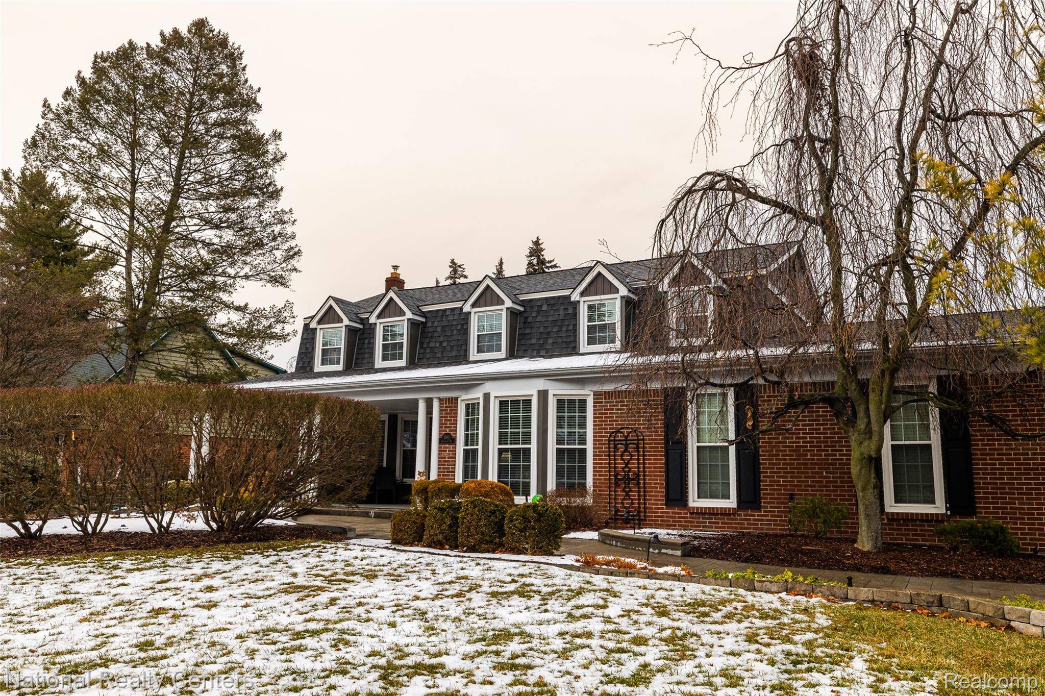 Rochester Hills, MI 48309,1980 Chalmers DR W