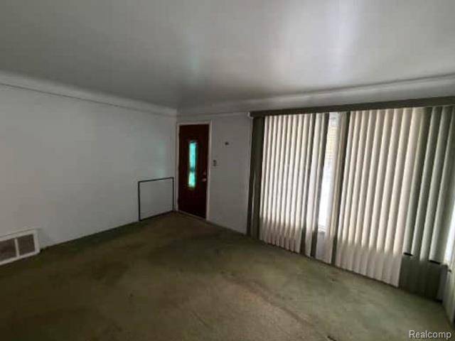 Detroit, MI 48219,19358 Evergreen RD