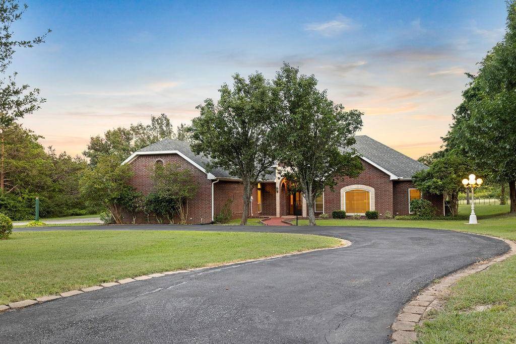 Denison, TX 75020,106 Glenwood Drive