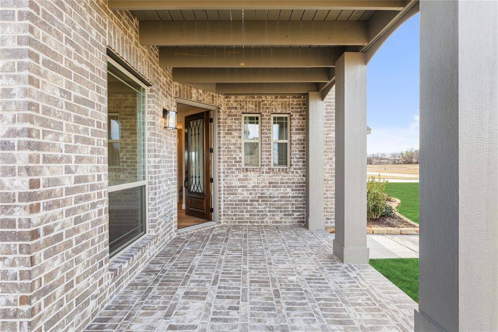 Red Oak, TX 75154,590 Crystal Lake Lane