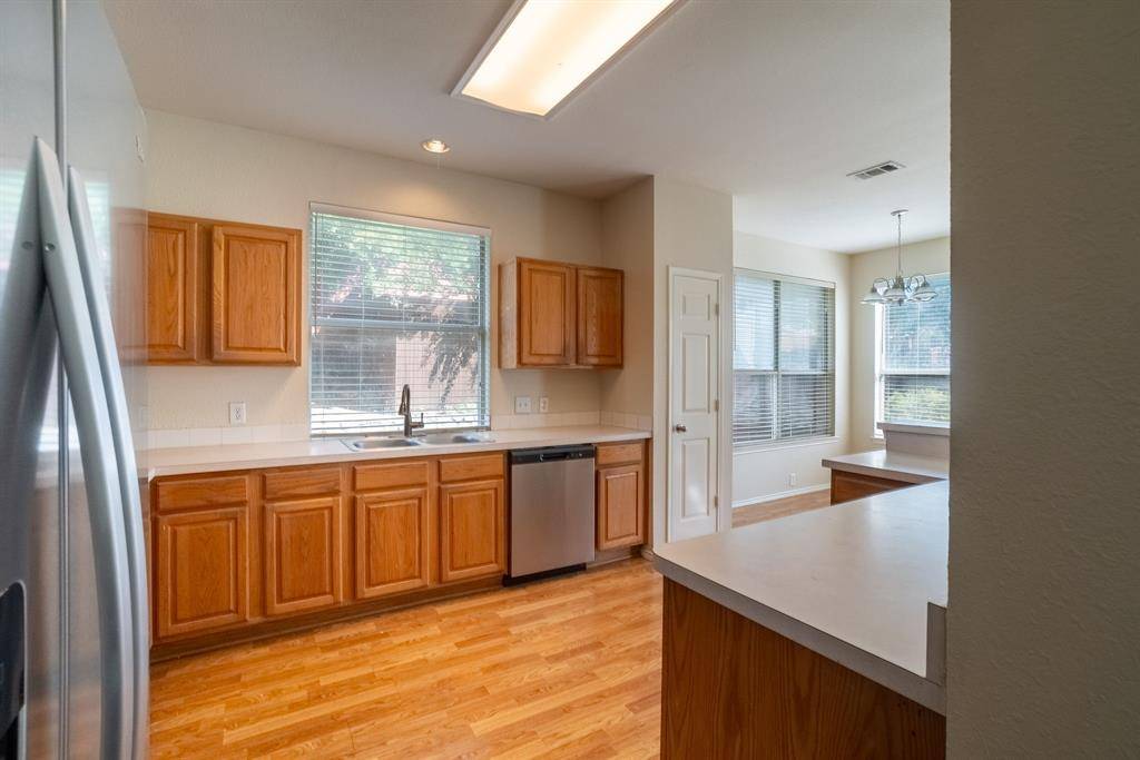 Rowlett, TX 75088,1814 Walnut Hill Drive