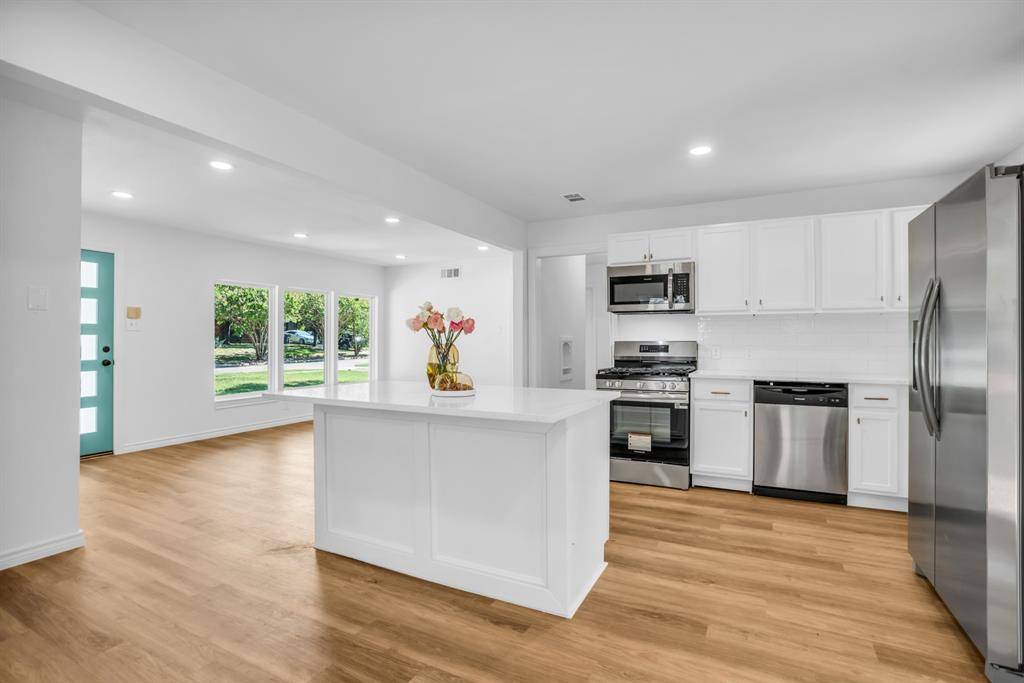 Dallas, TX 75228,2108 Blake Avenue