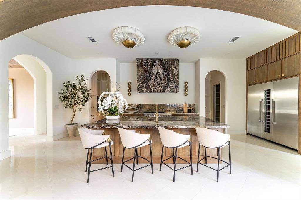 Dallas, TX 75229,5615 Lobello Drive