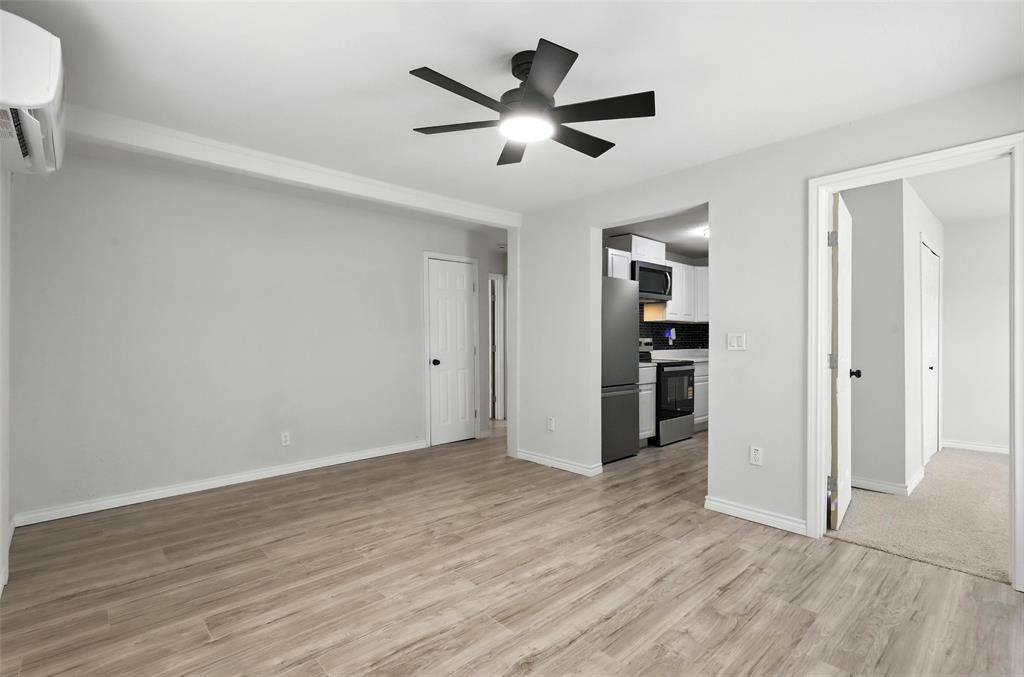 Fort Worth, TX 76111,3212 Galvez Avenue