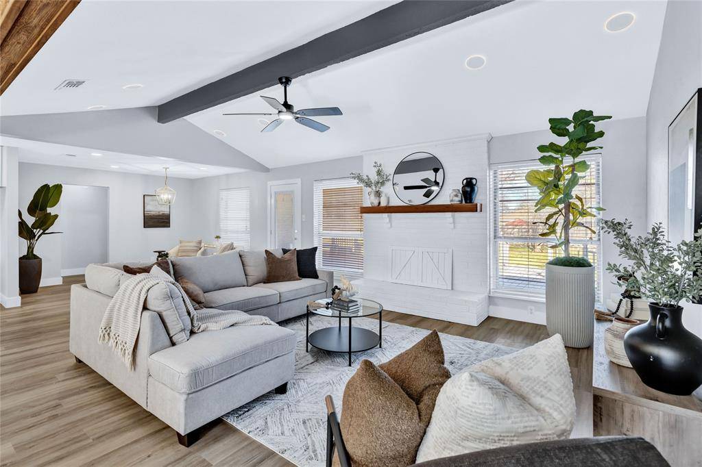 Grapevine, TX 76051,1524 Overlook Drive