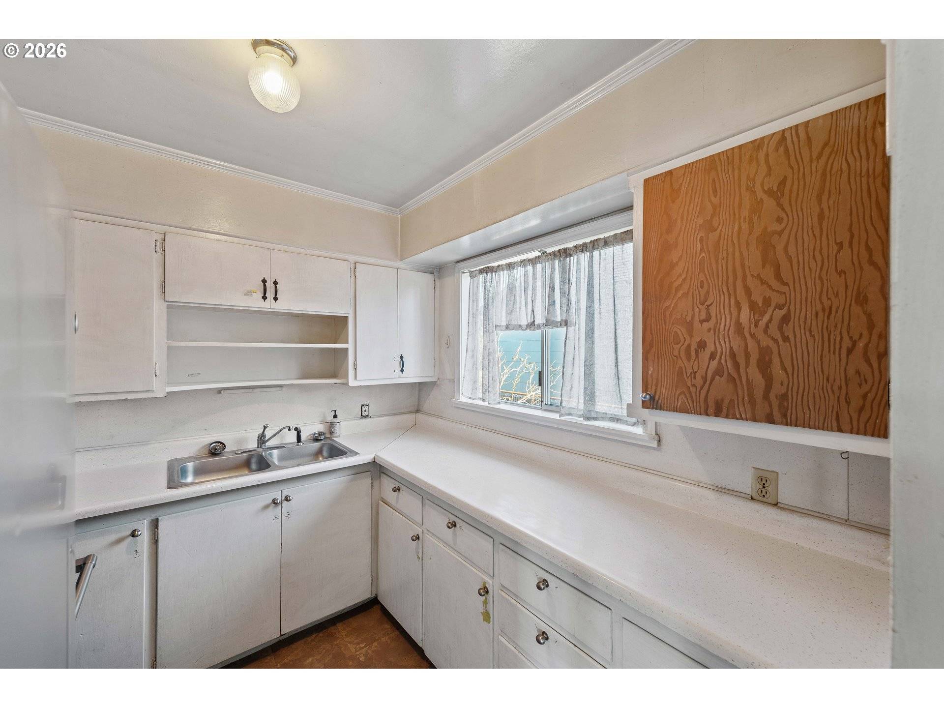 Bandon, OR 97411,1015 FRANKLIN AVE