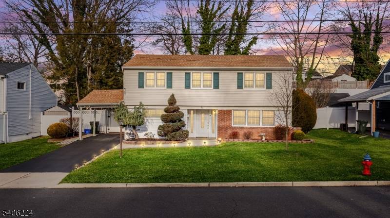 Old Bridge Twp., NJ 08857,36 Farmbrook Dr