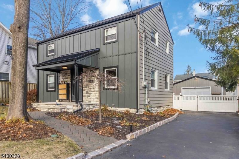 Hawthorne Boro, NJ 07506,31 Sherman Ave