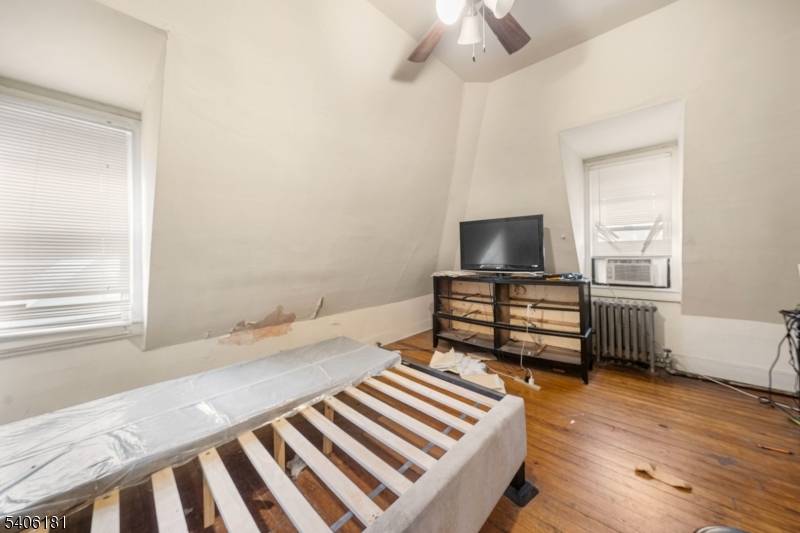 City Of Orange Twp., NJ 07050,70 N Essex Ave