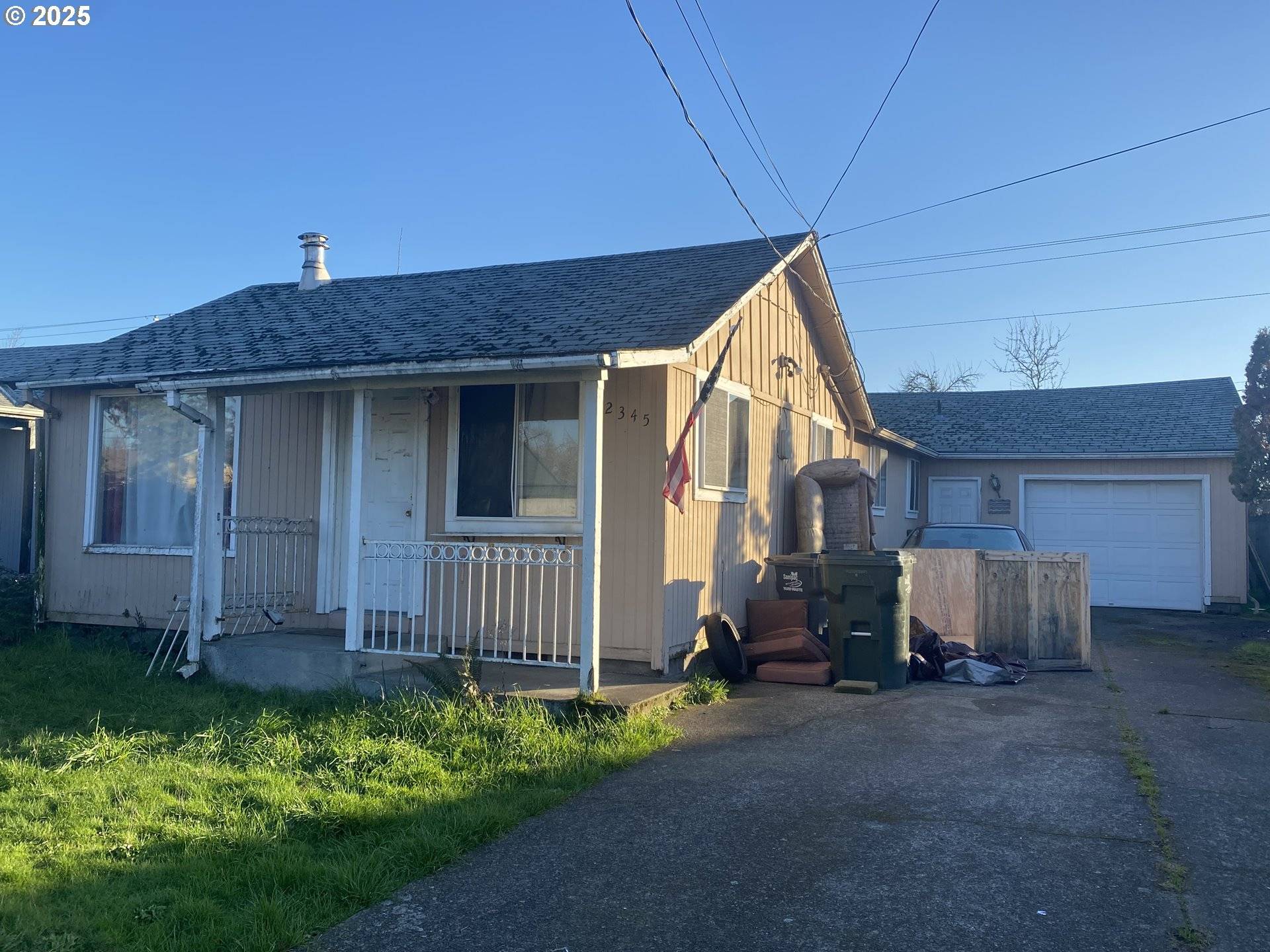 Springfield, OR 97477,2345 F ST