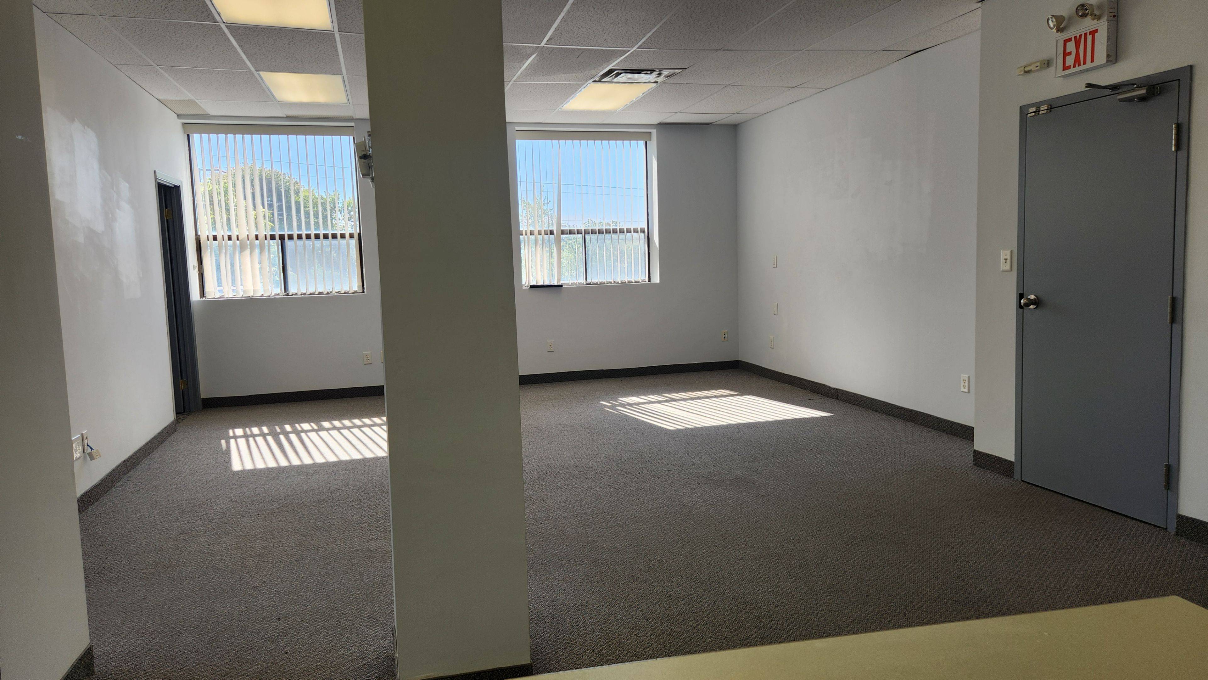 Toronto C13, ON M3A 2P8,85 Curlew DR #115