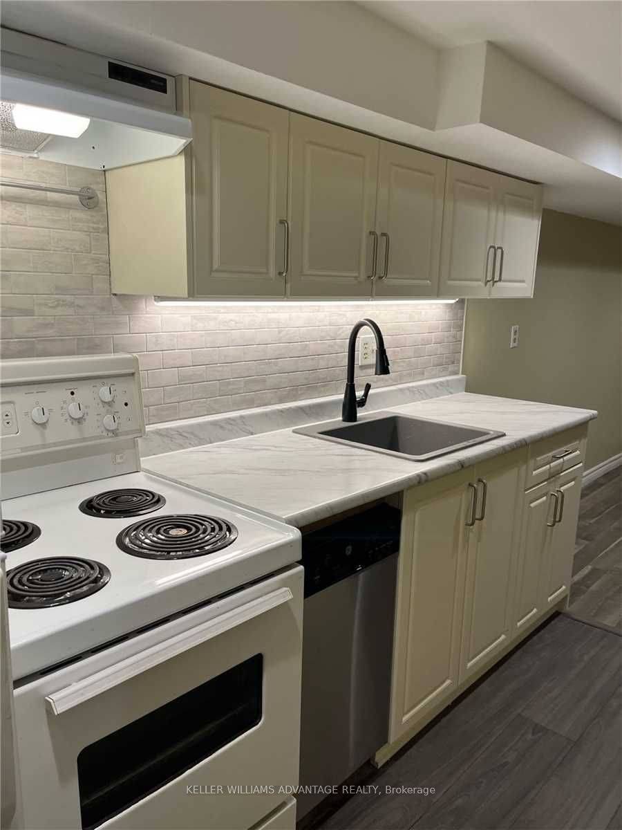 Toronto E03, ON M4J 4R3,131 Monarch Park AVE #Lower