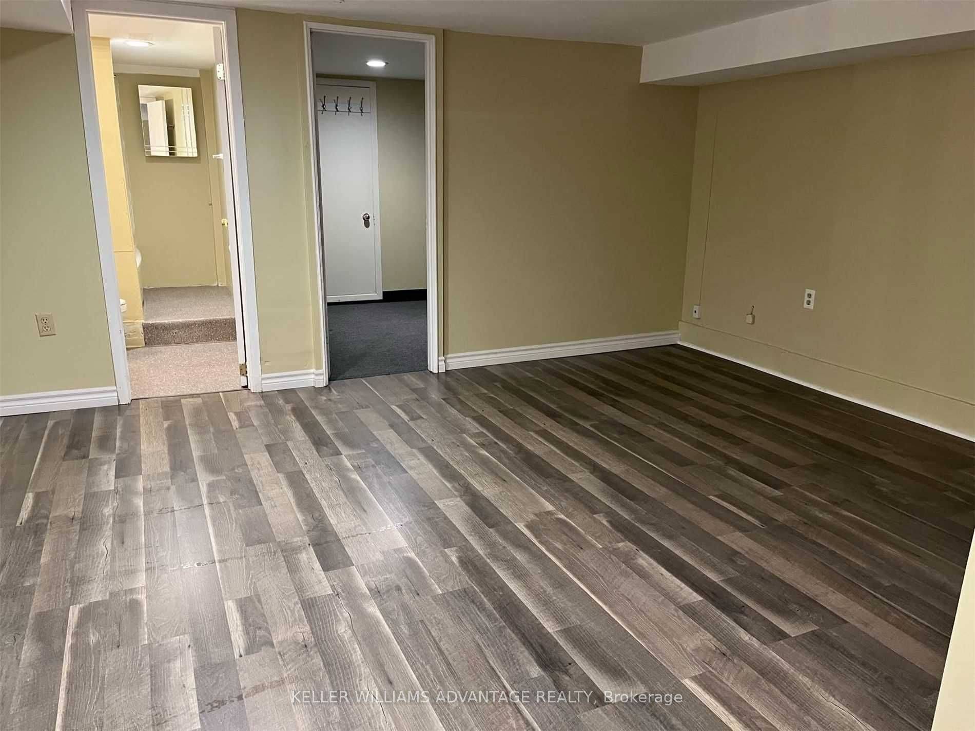 Toronto E03, ON M4J 4R3,131 Monarch Park AVE #Lower