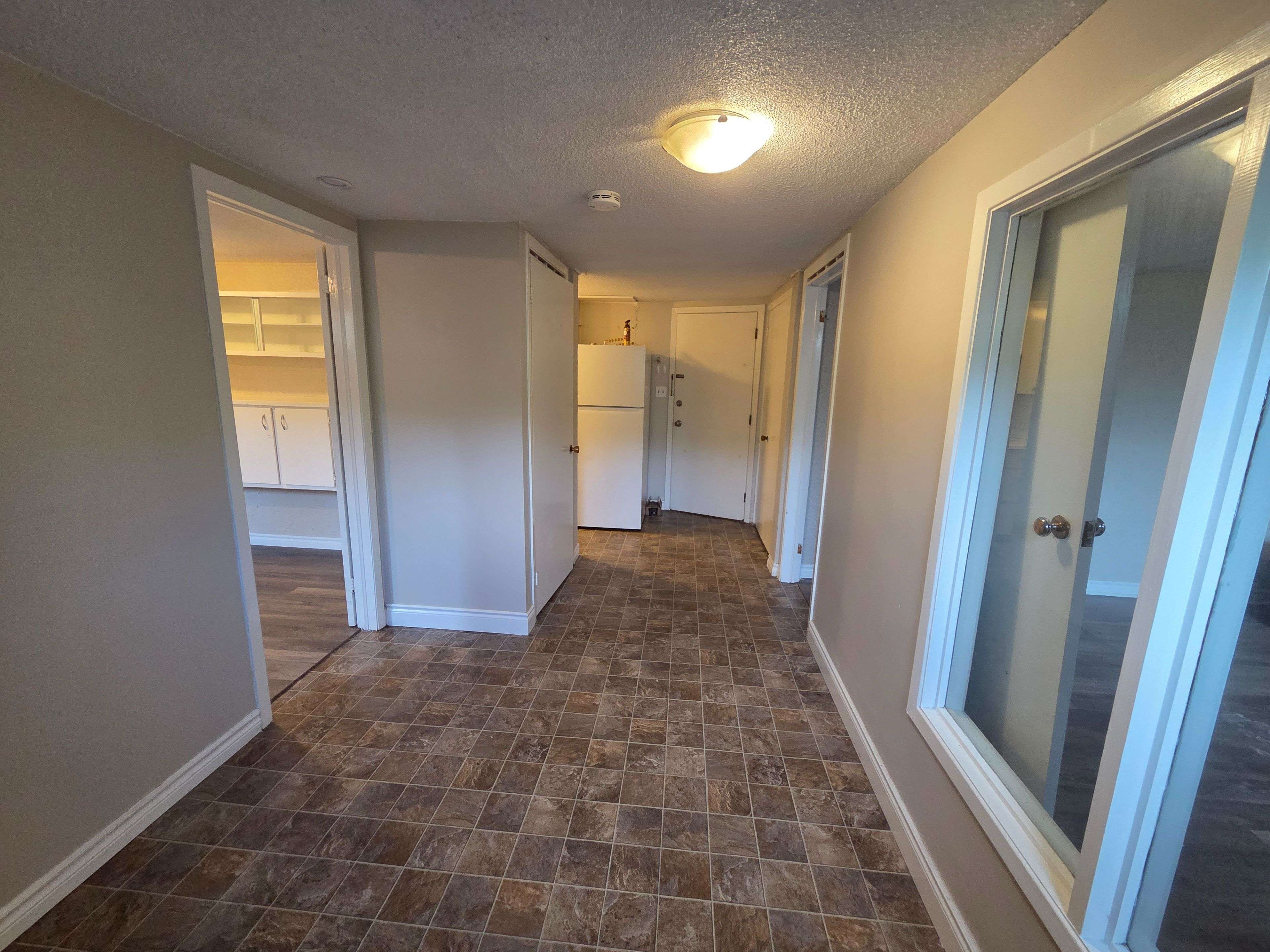 Clarington, ON L1C 6E1,2906 Hwy 2 ST #6