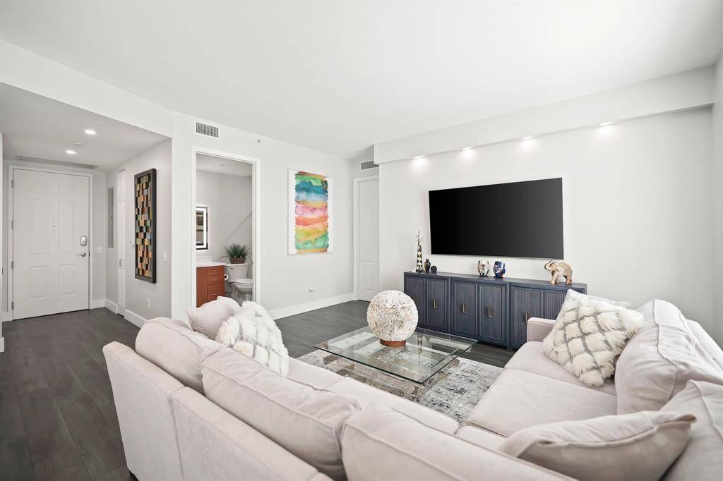 Wilton Manors, FL 33334,2631 NE 14th Ave #304