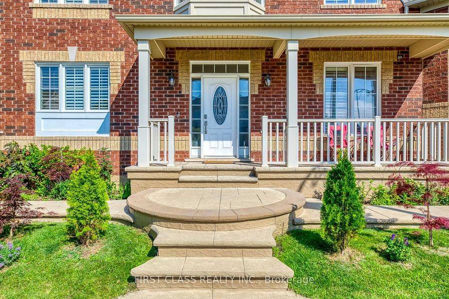 Milton, ON L9T 0X4,720 Savoline BLVD