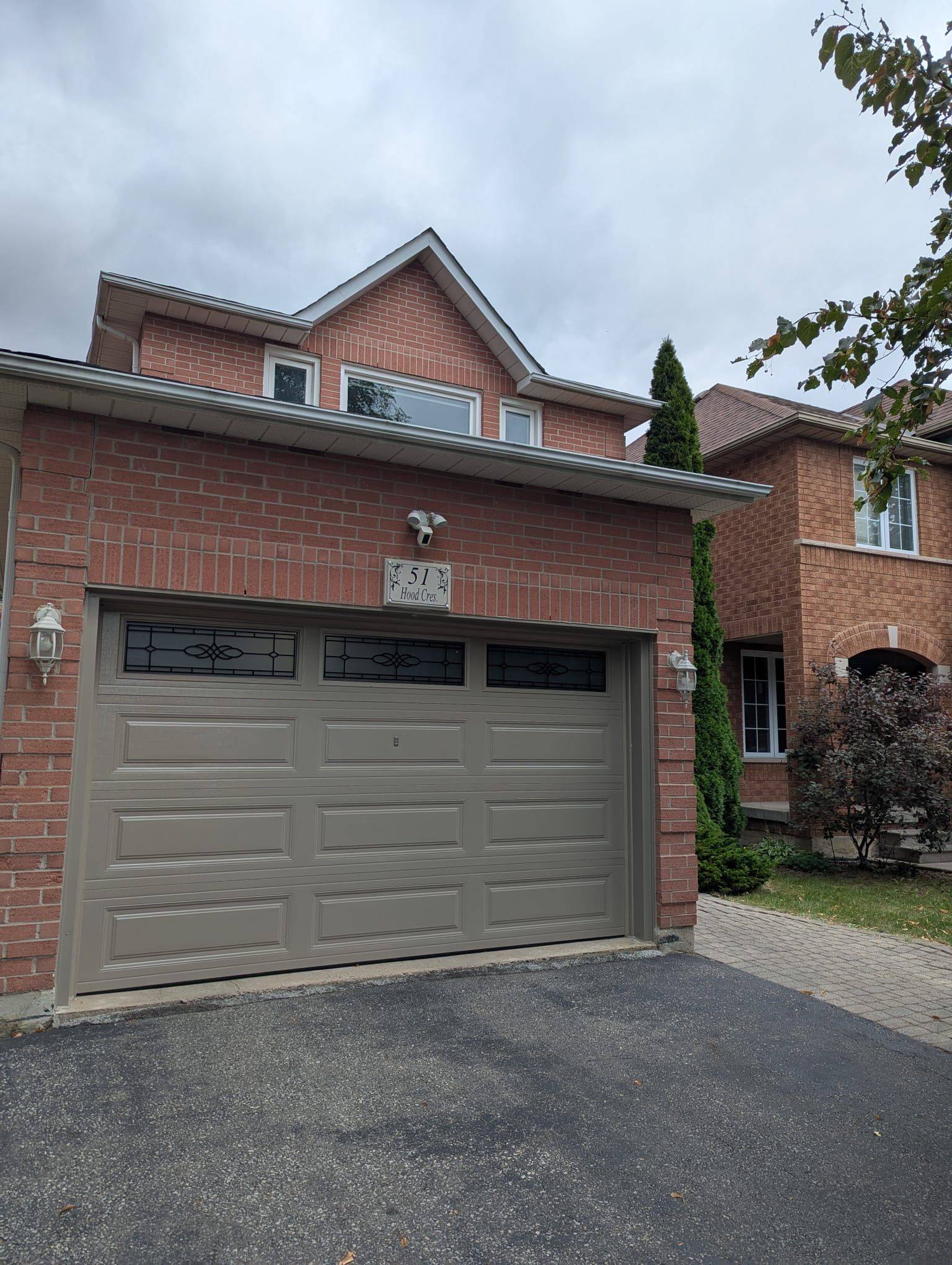 Brampton, ON L6Y 4S7,51 Hood CRES